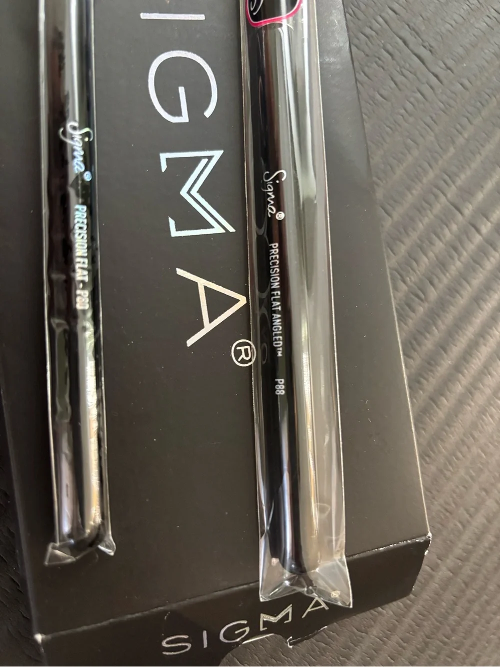 New & sealed Sigma Beauty Black brush set P80 & P88 concealer eyeshadow NWT